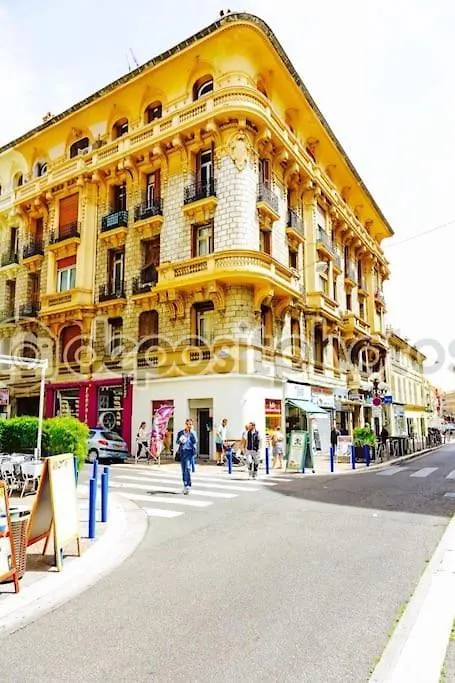 Apartment Studio 2 Adultes Quartier Vip, Mer Et Commerce Sur Place ,Et Mini Chambre 1 Enfant 6 Ans Max Nice France